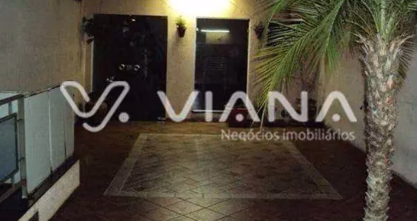 Sobrado de 271 m² de área construída  à venda no bairro campestre em santo andré