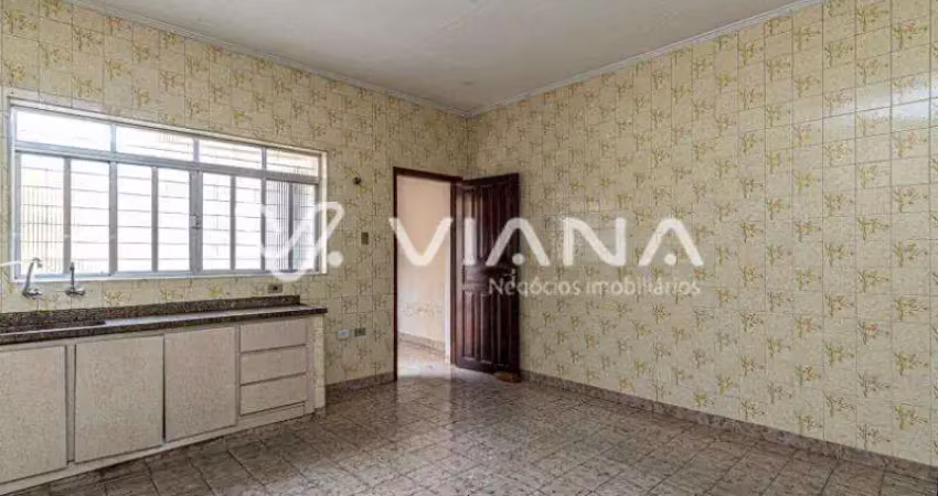 Casa térrea com 2 dormitórios e quintal amplo à venda no bairro cerâmica - são caetano do sul