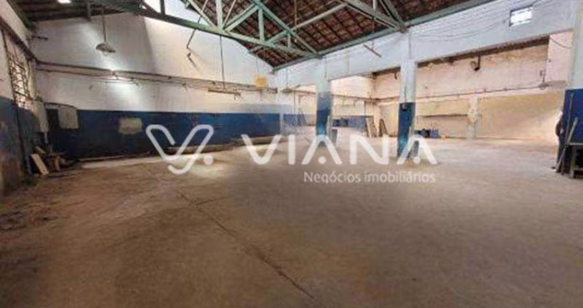 Galpão Comercial à Venda no Bairro Campestre em Santo André.