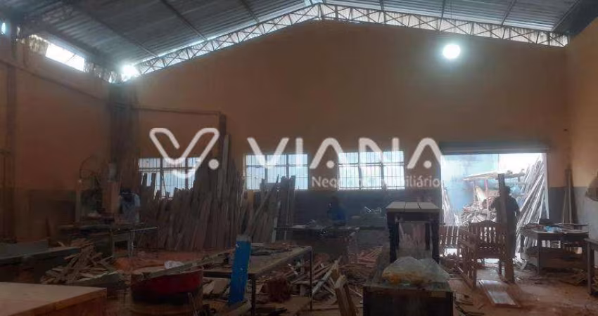 Galpão á Venda no Bairro Jardim Bom Pastor em Santo André !