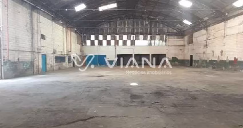 Galpão Industrial/Comercial para Aluguel e Venda no bairro Alves Dias em São Bernardo do Campo