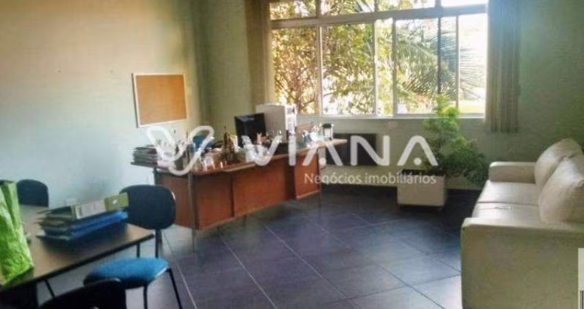 Prédio Comercial para Venda ou Locação no Bairro Nova Petrópolis em São Bernardo do Campo-sp