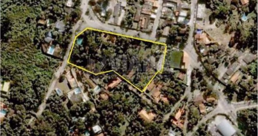 Terreno á Venda no Bairro Balneário São Francisco em São Paulo