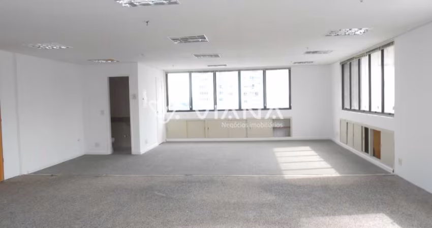 Conjunto Comercial para locação no Bairro Campo Belo em São Paulo