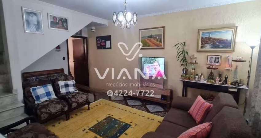 Sobrado com 3 Quartos e Edícula à Venda no Bairro Olímpico em São Caetano do Sul