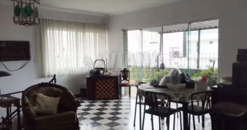 Cobertura à Venda com 3 Dormitórios no Bairro Gonzaga na Cidade de Santos