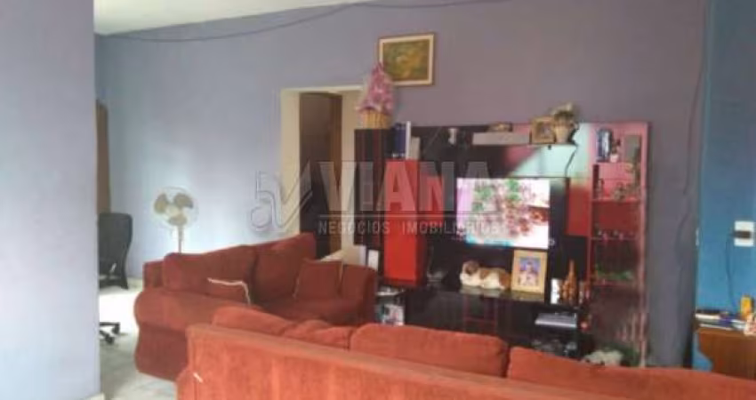 Casa à Venda com 2 Dormitórios na Vila Alpina em São Paulo