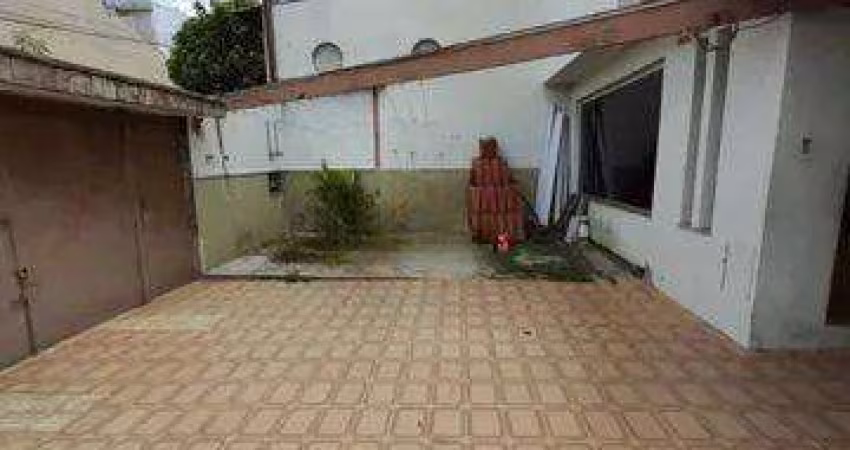 Sobrado para Venda em Santo André, jardim Santo Antonio, 3 dormitórios, 2 banheiros, 5 vagas