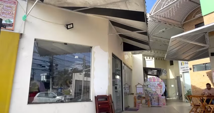 Ponto comercial com 2 salas à venda na Avenida Praia de Itapoan, Vilas do Atlantico, Lauro de Freitas