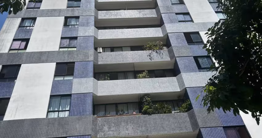 Apartamento à venda, 2/4, suíte, 78m2, vaga de garagem