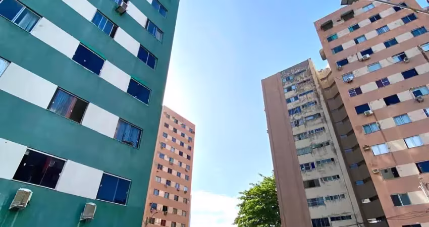 Apartamento à venda 2/4, 02 banheiros, área de serviço