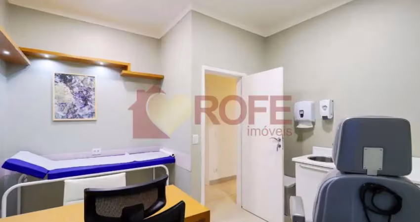 Casa comercial para alugar na Alameda dos Nhambiquaras, 159, Moema, São Paulo