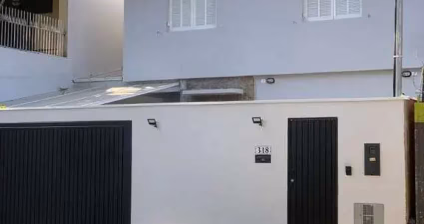 Casa com 3 quartos para alugar na Rua Conde de Porto Alegre, 318, Campo Belo, São Paulo