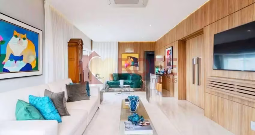 Cobertura 272 m² | 4 dormitórios (3 suítes) | 5 banheiros | 4 vagas | varanda | piscina privativa