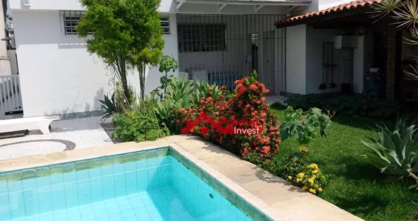 Casa com 4 dormitórios à venda, 240 m² por R$ 1.290.000,00 - São Francisco - Niterói/RJ