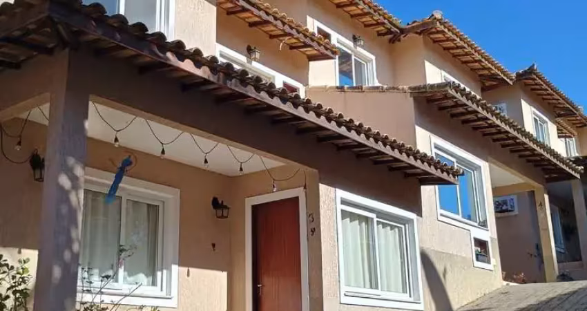 CASA A VENDA NA PRAIA RASA