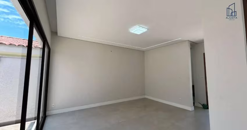 Casa em condomínio fechado com 3 quartos à venda na Rua Maria Regina Pereira de Moraes, 216, Granja Olga II, Sorocaba
