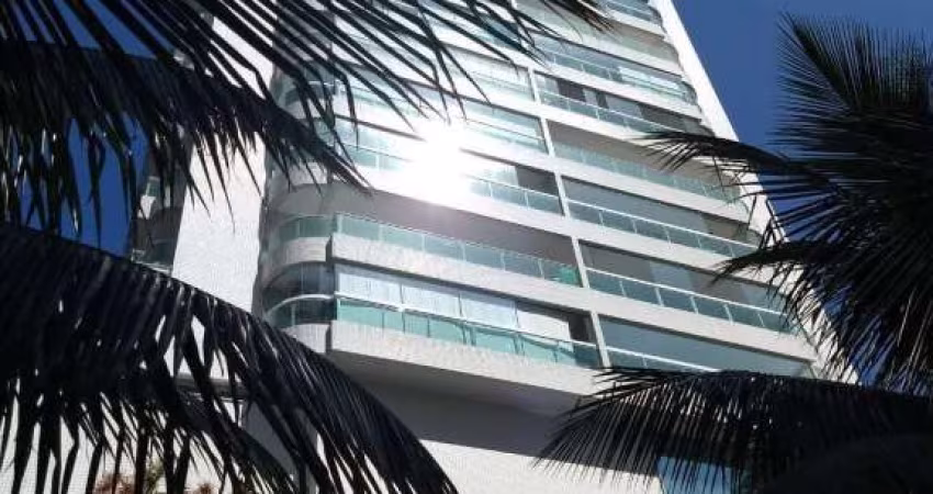 Apartamento à venda no bairro Canto do Forte na Praia Grande - SP.