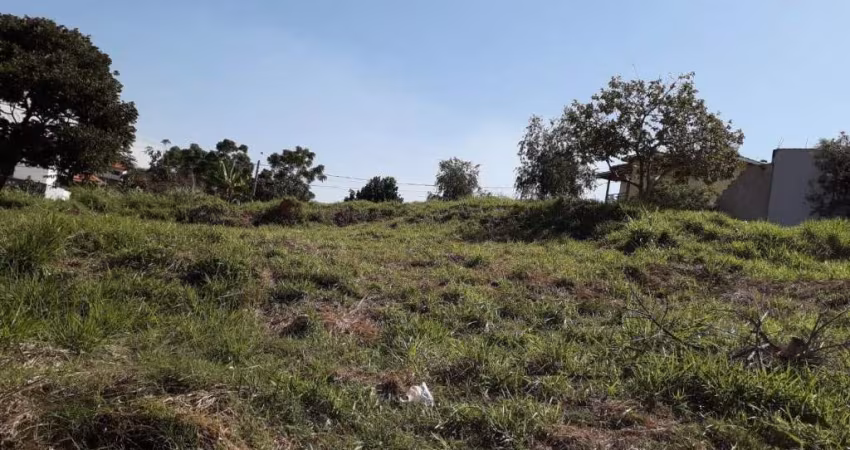 Terreno à venda no Jardim Florença em Vinhedo/SP