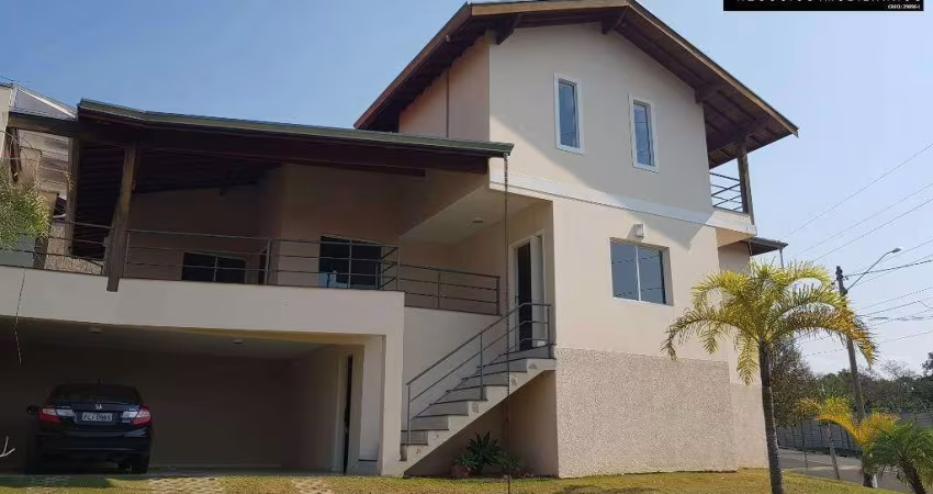 Casa à venda no Condomínio Terras de São Francisco em Vinhedo/SP