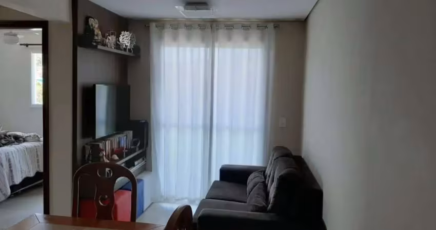 Apartamento à venda no Condomínio Edifício Residencial Vitória em Valinhos/SP