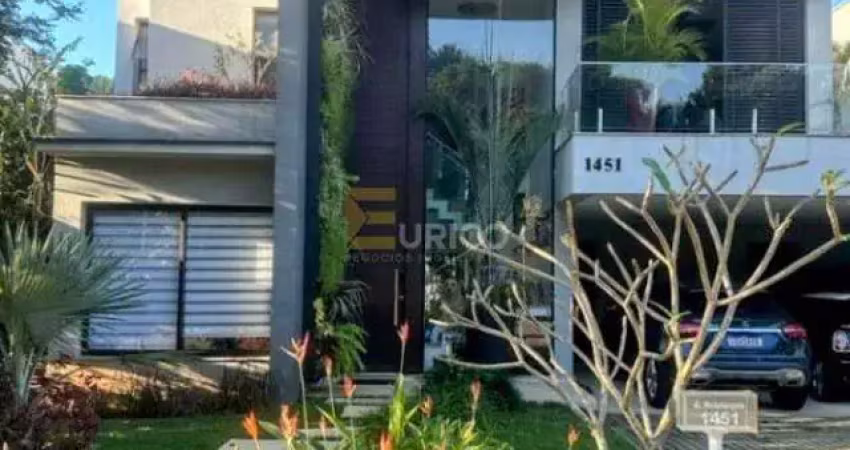 Casa em condomínio à venda no condomínio alphaville em santana de parnaíba/sp