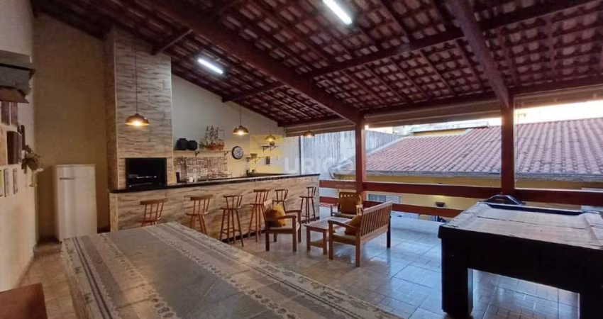 Casa à venda no JARDIM NOVA EUROPA em Campinas/SP