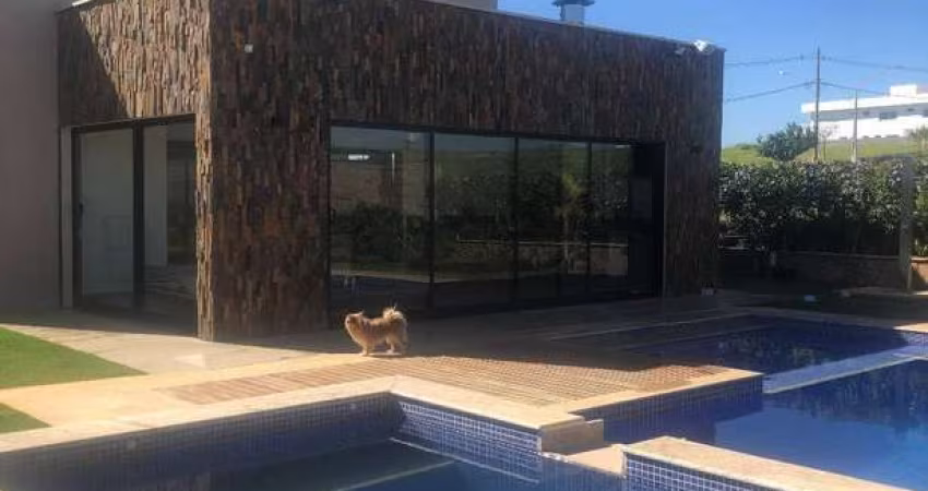 Casa residencial à venda e locação no Condomínio Campo de Toscana em Vinhedo-SP.