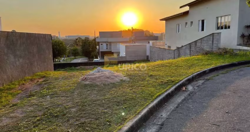 Terreno à venda no condomínio portal do bosque na cidade de louveira/sp