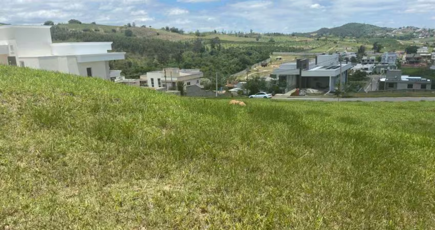 Terreno a venda no condomínio campo de toscana de alto padrão em vinhedo!!!