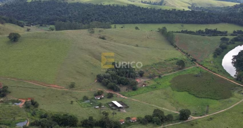 Sítio à venda no Cachoeira do Carmo em Botelhos/MG