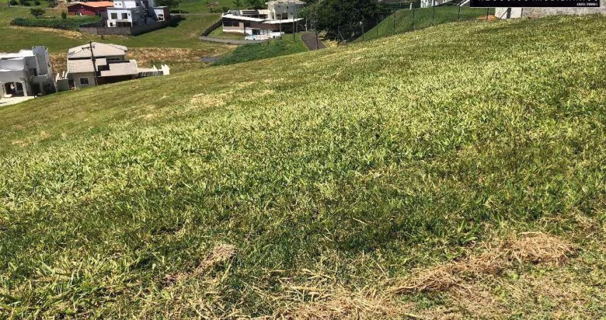 Terreno a venda com lindo projeto, 810m² em declive no Condomínio Terras de Santa Teresa em Itupeva .