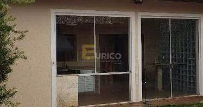 Casa em condomínio à venda no Condomínio Bosque dos Cambarás em Valinhos/SP