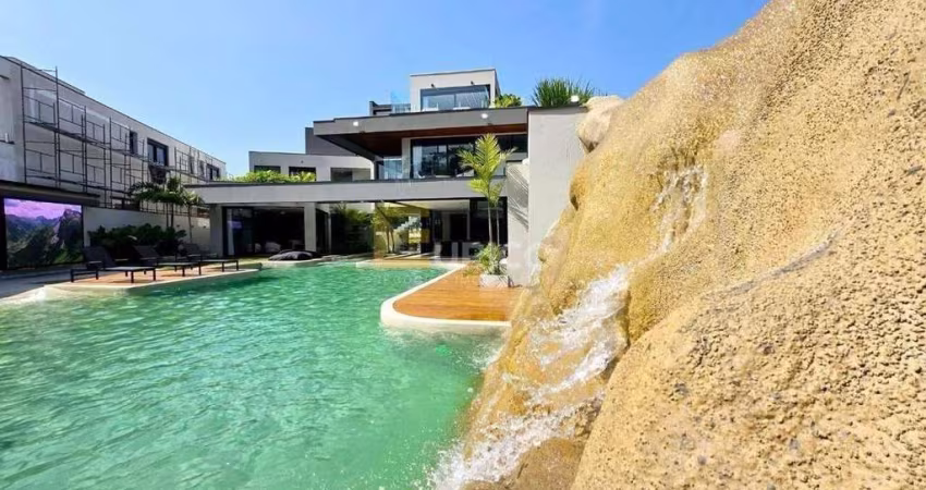 Casa à venda no Riviera de São Lourenço em Bertioga/SP