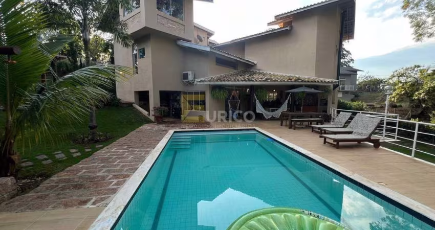 Casa sobrado à venda no condomínio Santa Fé na cidade de Vinhedo/SP