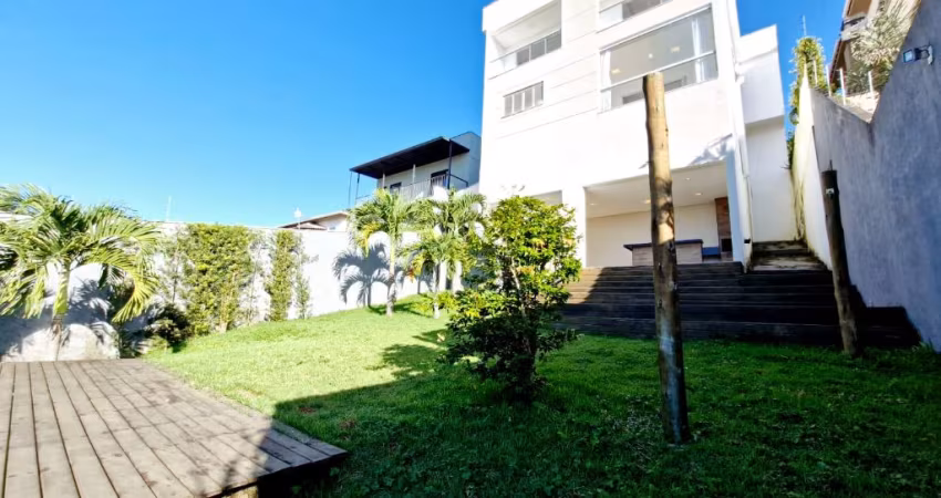 Casa a venda no condomínio Alto dos Pinheiros R$1.199.000,00 - 4 quartos - São Pedro - MG