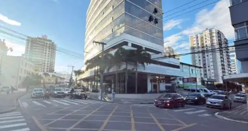 Sala comercial em andar para aluguel,  estreito, florianópolis - sa747