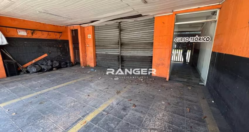 Comercial, térreo e 1º andar, 3 vagas de garagem - Santa Maria - Santos