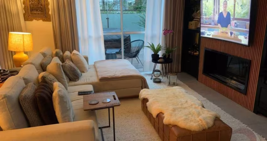 Casa para Venda em Florianópolis, Córrego Grande, 3 dormitórios, 3 suítes, 4 banheiros, 2 vagas