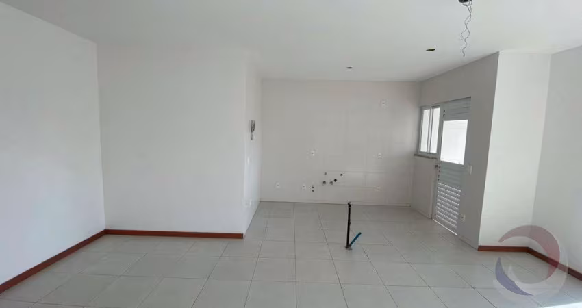 Cobertura para Venda em Florianópolis, Pantanal, 3 dormitórios, 3 suítes, 5 banheiros, 2 vagas