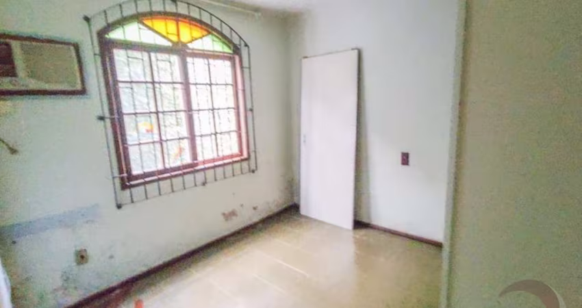 Casa Comercial para Venda em Florianópolis, Agronômica, 4 dormitórios, 3 banheiros, 4 vagas