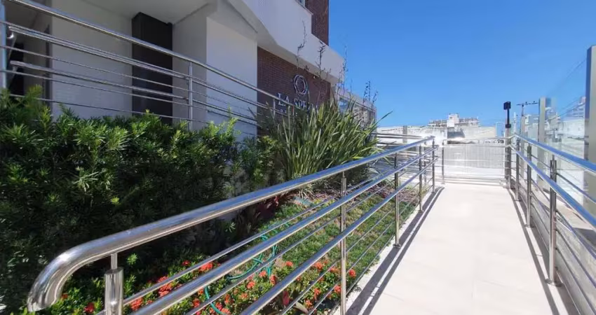 Apartamento para Venda em Florianópolis, Balneário, 3 dormitórios, 1 suíte, 2 banheiros, 2 vagas
