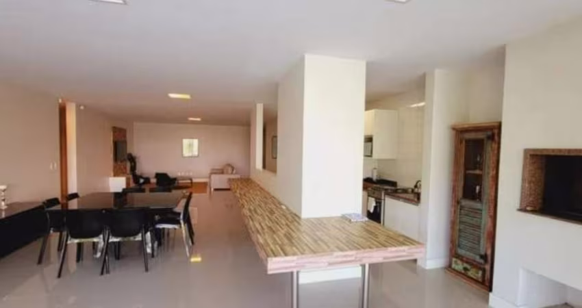 Apartamento para Venda em Florianópolis, Cachoeira Do Bom Jesus, 4 dormitórios, 4 suítes, 5 banheiros, 3 vagas
