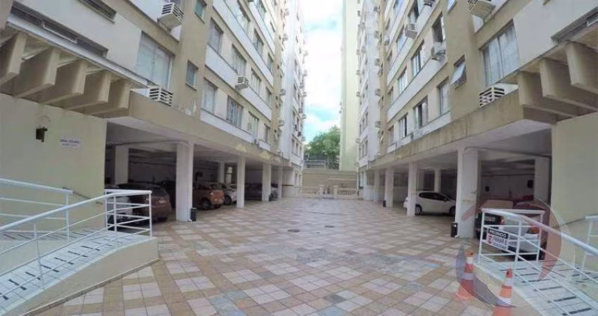 Apartamento para Venda em Florianópolis, Centro, 2 dormitórios, 1 suíte, 2 banheiros, 1 vaga