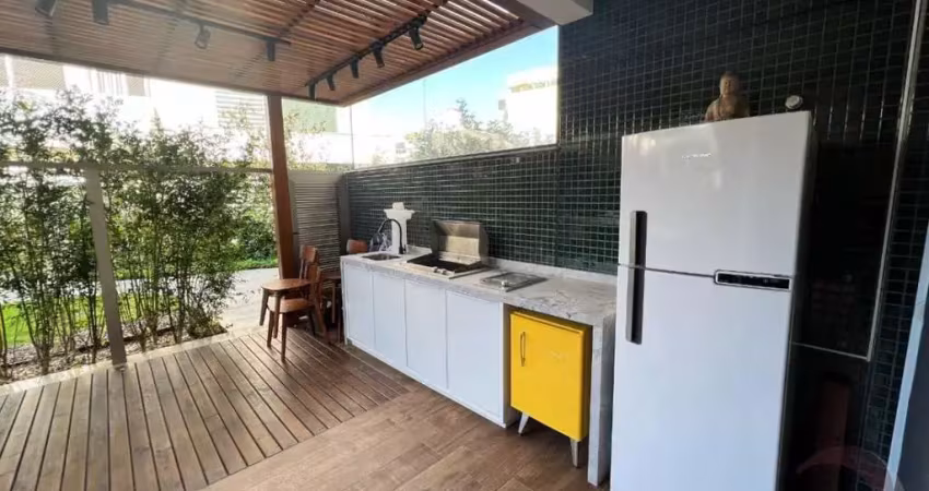 Apartamento para Venda em Florianópolis, Jurerê Internacional, 2 dormitórios, 2 suítes, 3 banheiros, 2 vagas