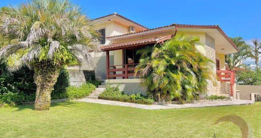 Casa para Venda em Florianópolis, Itaguaçu, 4 dormitórios, 2 suítes, 5 banheiros, 2 vagas