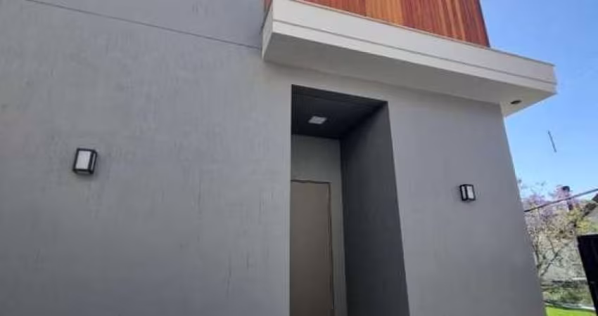 Casa para Venda em Florianópolis, Córrego Grande, 3 dormitórios, 3 suítes, 4 banheiros, 2 vagas