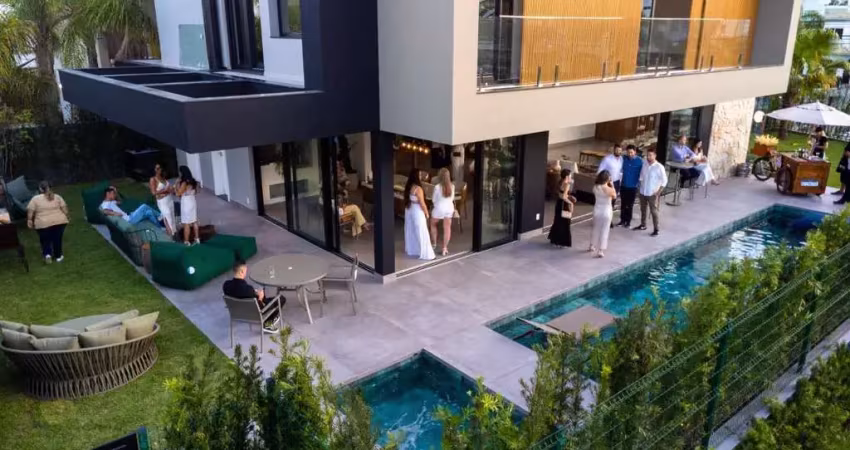 Casa para venda em florianópolis, jurerê internacional, 5 dormitórios, 5 suítes, 7 banheiros, 4 vagas