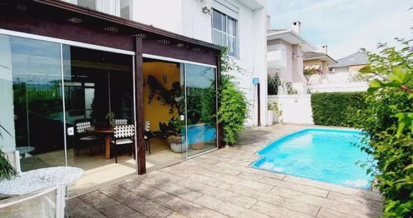 Casa para Venda em Florianópolis, Campeche, 4 dormitórios, 5 banheiros, 2 vagas