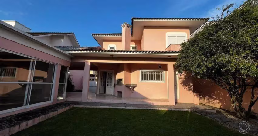 Casa para Venda em Florianópolis, Jurerê, 4 dormitórios, 1 suíte, 3 banheiros, 3 vagas